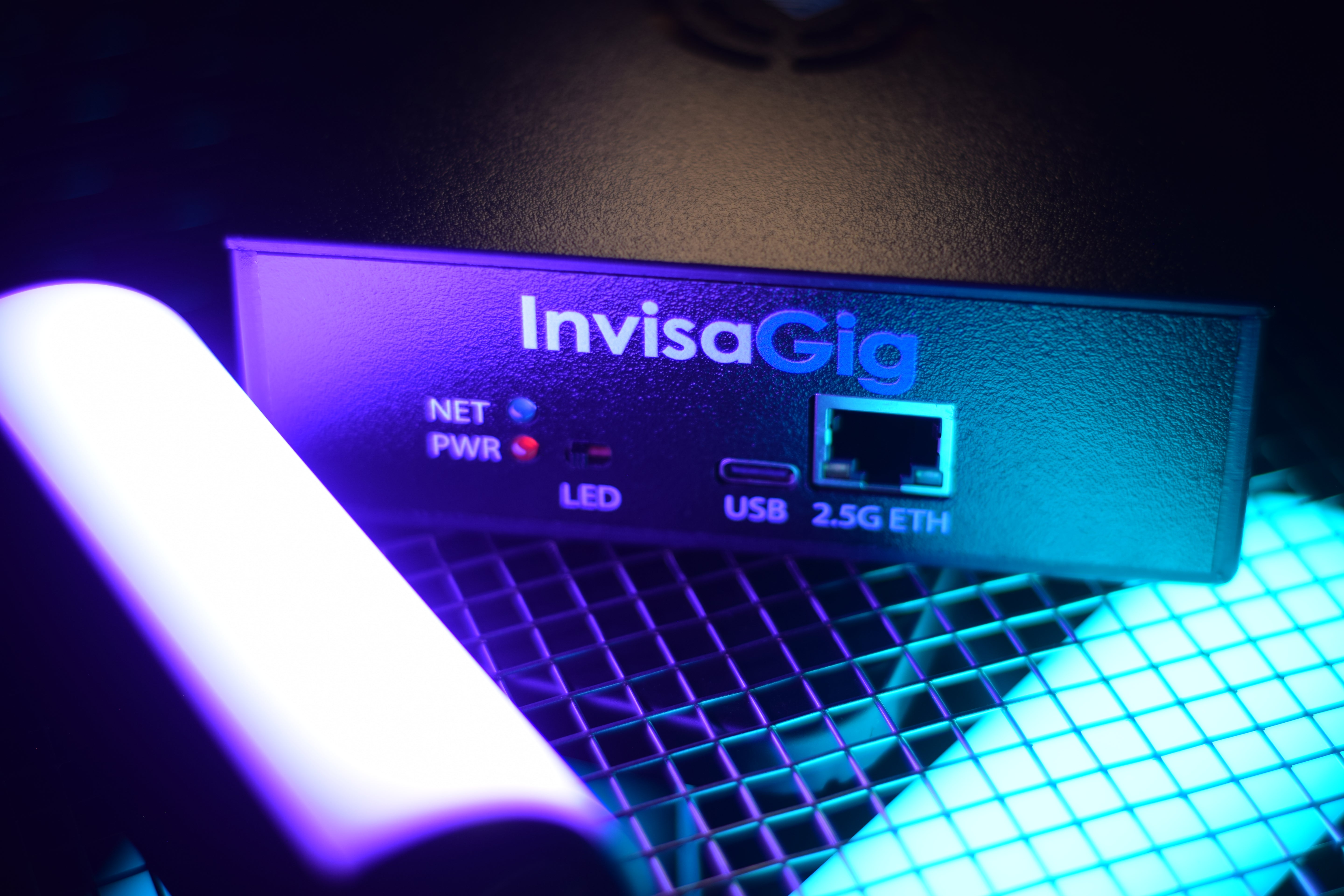 Refurbished HW v1.2 | InvisaGig 5G Wireless High Speed Modem System | Super Simple, Crazy Fast